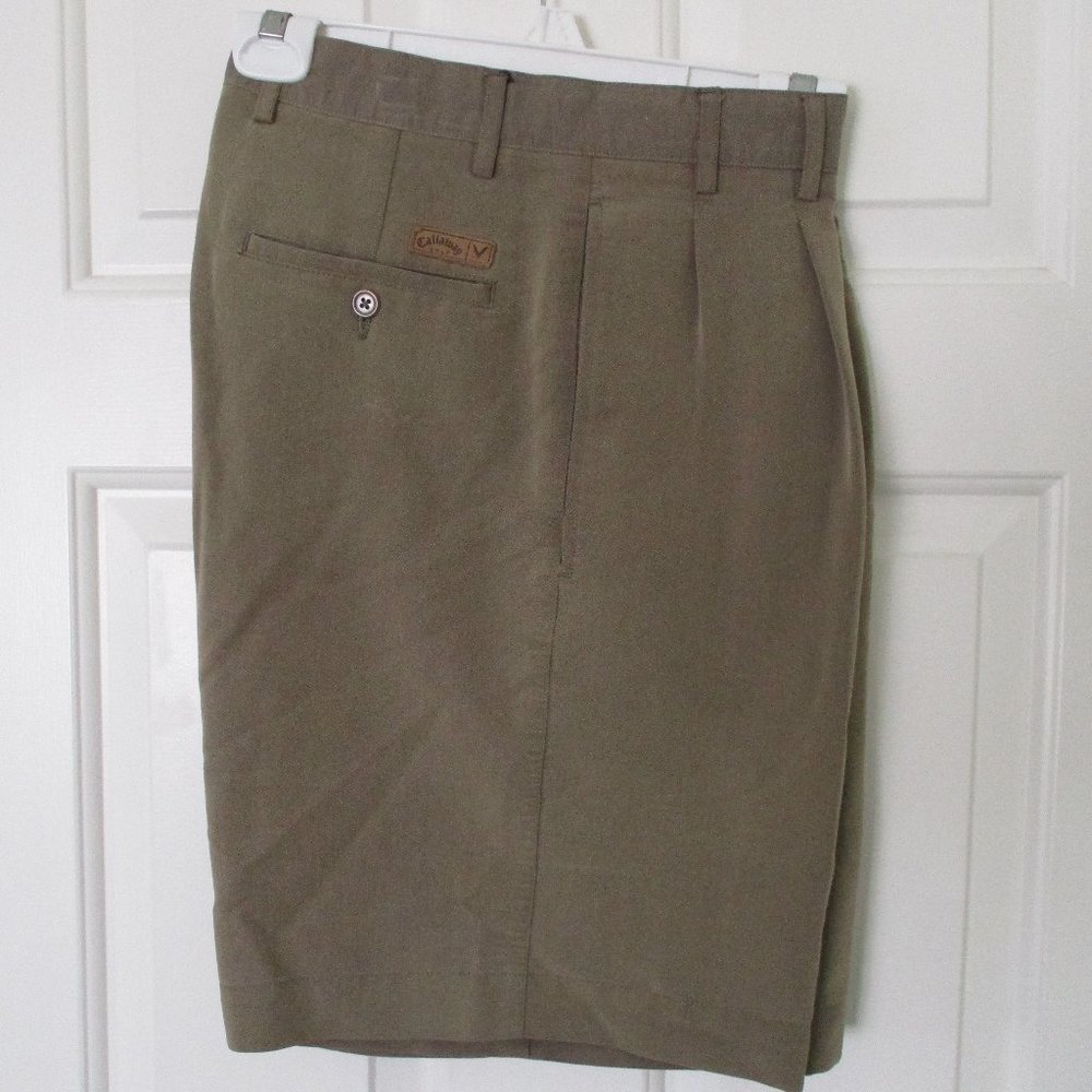 Calloway Golf Mens Pleated Front Tan Short Pant - Size 32W
